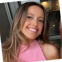 Diane Hesson's Instagram, Twitter & Facebook