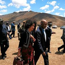 林迪威·西蘇盧 (zh) politica sudafricana (it); Lindiwe Sisulu Seeks More Water In Lesotho