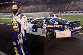 Elliott received the award voted on by fans thursday night at the cup awards banquet in las vegas. Chase Elliott Endures Second Consecutive Heartbreak