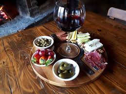 Bikadeh Sarap Somunu Gursoy Ahsap Tarafindan Uretilmistir Sarap