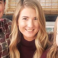 Jessica DeCapua (@DecapuaJessica)