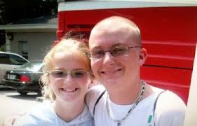 Kisah Sepasang Bocah Pengidap Leukimia, dari Sahabat Jadi Suami-Istri