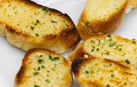 Heating bread in a toaster and a microwave oven creates very different results. How To Prepare And Microwave Garlic Bread Cooking Chops