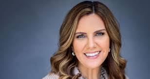 Lisa Wilberg's Instagram, Twitter & Facebook