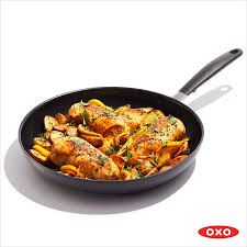Metal utensils may damage the enamel. Amazon Com Oxo Good Grips Nonstick Black Frying Pan 12 Kitchen Dining