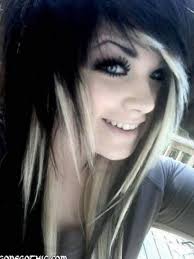 Pin By Zosammieenzo On Hair Black Hair With Blonde Highlights Scene Hair Blonde Underneath