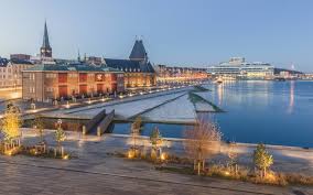 Árhus, odense el castillo christiansborg, edificio del parlamento danés en la capital de dinamarca copenhague. Que Ver En Aarhus Dinamarca La Capital De La Cultura Danesa