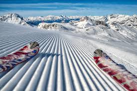 Le persone con indole avventurosa solitamente trovano sempre il modo di spingersi oltre i propri limiti. The Most Exciting Slopes In Breuil Cervinia Ski Area Blog Excelsior Planet Cervinia