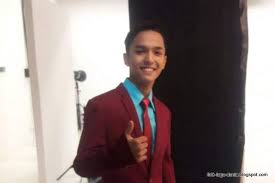 Ku disini kan setia menunggumu oh kasihku meskipun maut mendatang menjemputku. Lirik Lagu Permata Cinta Aiman Tino Lirik Lagu Dunia
