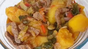 Samaki wa kupaka is the name for a delicious tanzanian dish consisting of fish that is grilled over charcoal, then served with coconut sauce. Mapishi Ya Matoke Ndizi Mbichi Na Nyama Itsangylifestyle Youtube