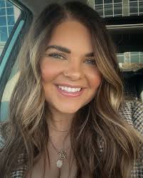 Chelsea Carter Walker (@itschelsaayy) • Instagram photos and videos