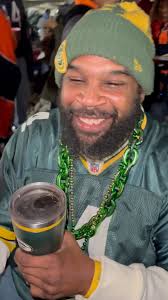 I can’t believe it’s been a week since the Chicago Bears BEAT my Corliss  classmate David and his Green Bay Packers. I just rewatched the game and  even though I was there and knew the outcome I was ...