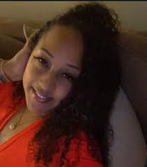 Good morning family and friends please help me wish my baby sister, Carrie  a very Happy Birthday 🎈🎂 May 17. Was her Birthday 💐. I love you Carebear!