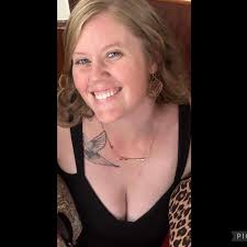 First time going to get my nails and toes done here in town tomorrow, any  suggestions