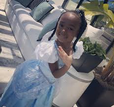 Nba icon lebron james is known as the best player of this generation and is one of the greatest nba players of all time. Lebron James Daughter Zhuri Proves She S The Real Star In Family Tiktok Video Rolling Out