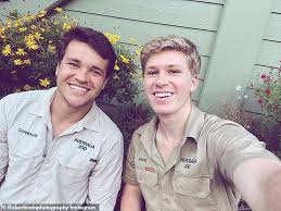 New idea, citing a source, reported: Robert Irwin Displays His Close Friendship With Sister Bindi S New Husband Chandler Powell Daily Mail Online