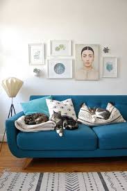 Sehen sie das bild an und ergänzen sie die richtigen präpositionen und artikel in den lücken. Bilderrahmen Anordnen 5 Einfache Aber Wirkungsvolle Ideen Solebich De