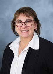 Carmen Amaral's Instagram, Twitter & Facebook