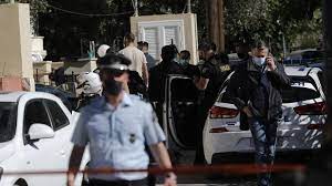 Δύο ειδικές ομάδες έχουν συσταθεί στην ασφάλεια για τον εντοπισμό των δολοφόνων της καρολάιν. Jvgmgjwzrjjb6m