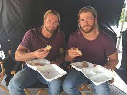 Bobby holland hanton is enjoying a great marital life with his girlfriend, turned wife, rachel holland hanton. Chris Hemsworth Stunt Double Bobby Holland Hanton On Training To Look Like Thor