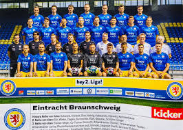10,22 € 10,22 € 10,49 € 10,49€ kostenlose lieferung bei ihrer ersten bestellung mit versand durch amazon. Eintracht Braunschweig Vermeintlicher Trikot Leak Ist Das Der Neue Hauptsponsor News38 De