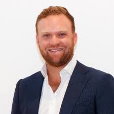 Alex Gaddy's Instagram, Twitter & Facebook