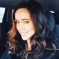 Casandra Randall's Instagram, Twitter & Facebook