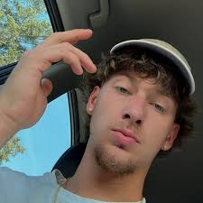 Gavin Nagy (@young_gpak) • Instagram photos and videos