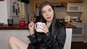 Marceline Leigh - A Cup Of Hot Futa Cum In The Morning