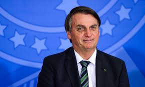 Brasil está quebrado, no puedo hacer nada, afirmó bolsonaro al dialogar con militantes de la ultraderecha y activistas evangélicos en la puerta del palacio de la alvorada, la residencia presidencial. Brasil Esta Quebrado E Eu Nao Consigo Fazer Nada Afirma O Presidente Bolsonaro Folha Pe