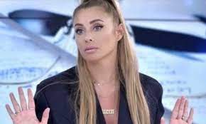 Fotbalistul a ajuns la parma în luna ianuarie, pentru 13 milioane de euro. Exclusiv Anamaria Prodan Se AÈ™teaptÄƒ Ca JucÄƒtorii Ei SÄƒ DisparÄƒ Rapid De La Fcsb Eu M Am NÄƒscut MilionarÄƒ Gigi E Disperat DupÄƒ Bani