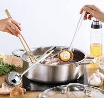 28/32cm Stainless Steel Shabu Shabu Dual Sided Cooking Soup Hot Pot with Lid