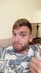 Ann Molloy (@anneamon)