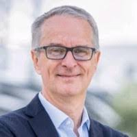 Arthur Therrien's Instagram, Twitter & Facebook