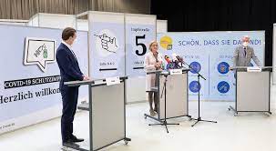 Die impfungen gegen das coronavirus haben begonnen. Wiener Neustadt Bundeskanzler Kurz Besuchte Impfstrasse