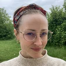 Laura Liska's Instagram, Twitter & Facebook