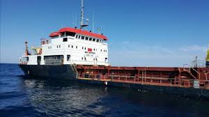 De quels ports partent les ferries pour aller en grèce ? Italie Un Navire Turc Echoue Au Large De Puglia