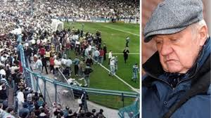 Hillsborough disaster, incident in which a crush of football (soccer) fans resulted in 96 deaths and hundreds of injuries during a match at hillsborough stadium in sheffield, england, on april 15, 1989. Hillsborough Stadium Disaster Former Uk Police Chief Cleared Over Football Crush That Killed 96