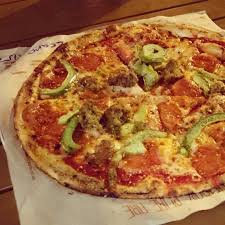 Aujourd'hui la garniture de ma pizza sera avec des poivrons et des champignons sans oublier la mozzarella. Pizza Poivron Gorgonzola Poulet Peperoni Jambon Oignons Mozzarella Champignons Picture Of Blaze Pizza Los Angeles Tripadvisor