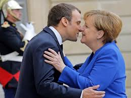 Er will sie mit dem höchsten verdienstorden . Frankreich Macron Empfangt Erst Merkel Dann Trump Gt Gottinger Tageblatt
