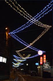 Experience some of the best snowboarding and skiing in the world in the italian alps. Livigno La Neve Bagnata Crea Problemi Alle Luminarie Natalizie I Love Livigno