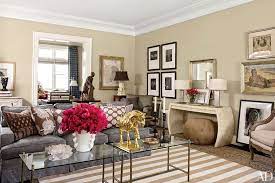 In this layout, two couches are placed opposite of each other with a rug and coffee table in between. 25 Ways To Decorate A Console Table Architectural Digest