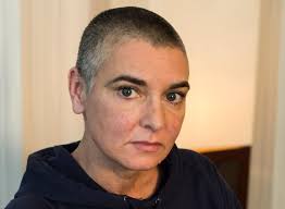 Sinead o'connor loves her boring lifestyle. Sinead O Connor Alias Magda Davitt Neuer Name Neue Musik Musik Bild De