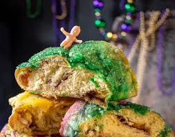 Most bakeries leave the baby outside the cake, to be inserted before the cake is served, preventing lawsuits in case. This Is Why There S A Plastic Baby In Your King Cake Better Homes Gardens