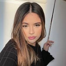 Adriana Solorio's Instagram, Twitter & Facebook