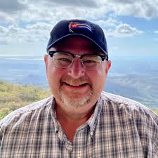 Hi all! I'm arriving with 2 friends tomorrow morning around 9.30 in Havana  and we would like to go directly to Viñales. Any recommendations