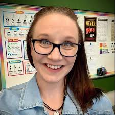 News : SMC Honors Outstanding Graduates