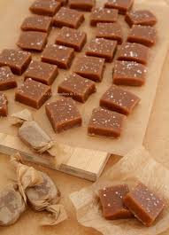 Caramels Mous Au Beurre Sale Les Gourmandises De Lou Recette Caramel Mou Recette Caramel Recette Bonbon