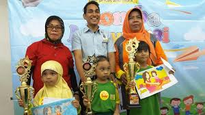 Mewarnai gambar ayah dan ibu untuk anak tk. 26 Mewarnai Gambar Donat Untuk Anak Tk Pictures Belajarmewarnai