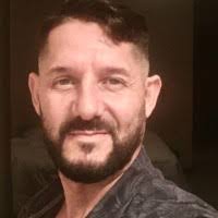 60+ perfiles de «Adrian Solis»